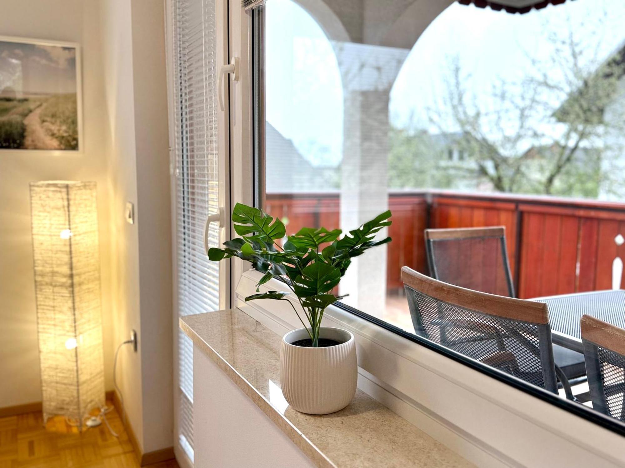 Guest House Kobal Spodnje Gorje ภายนอก รูปภาพ