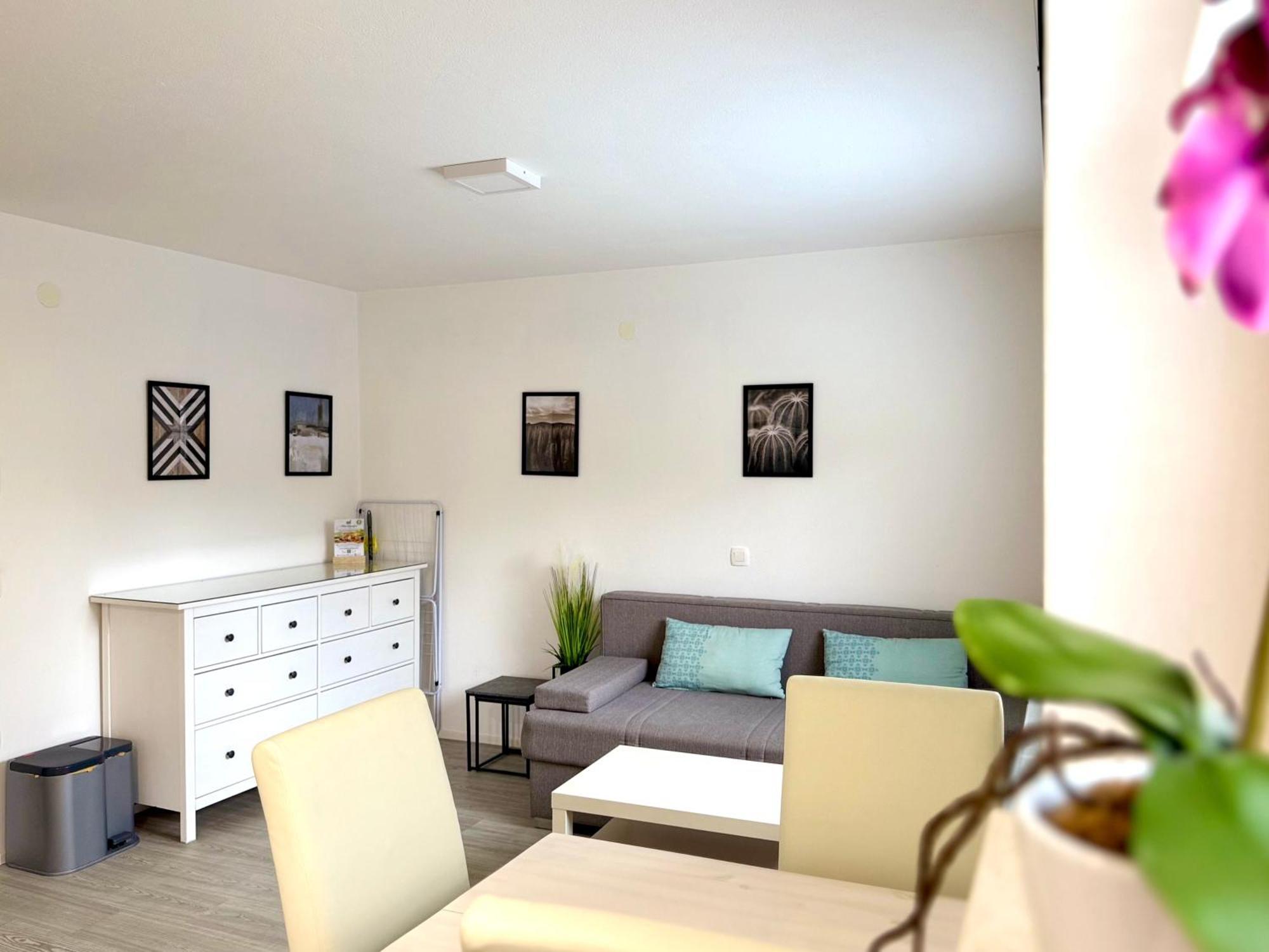 Guest House Kobal Spodnje Gorje ภายนอก รูปภาพ