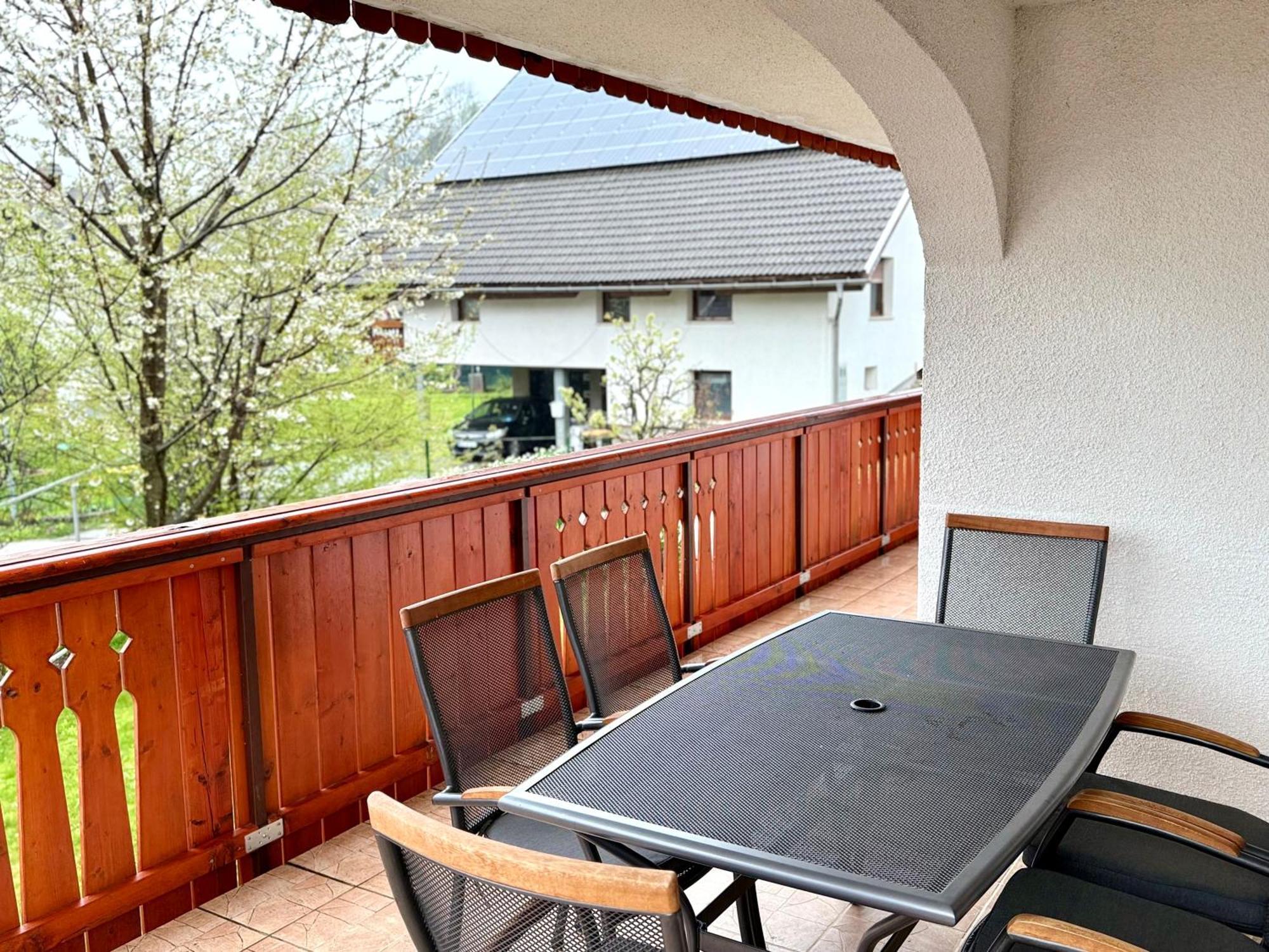Guest House Kobal Spodnje Gorje ภายนอก รูปภาพ