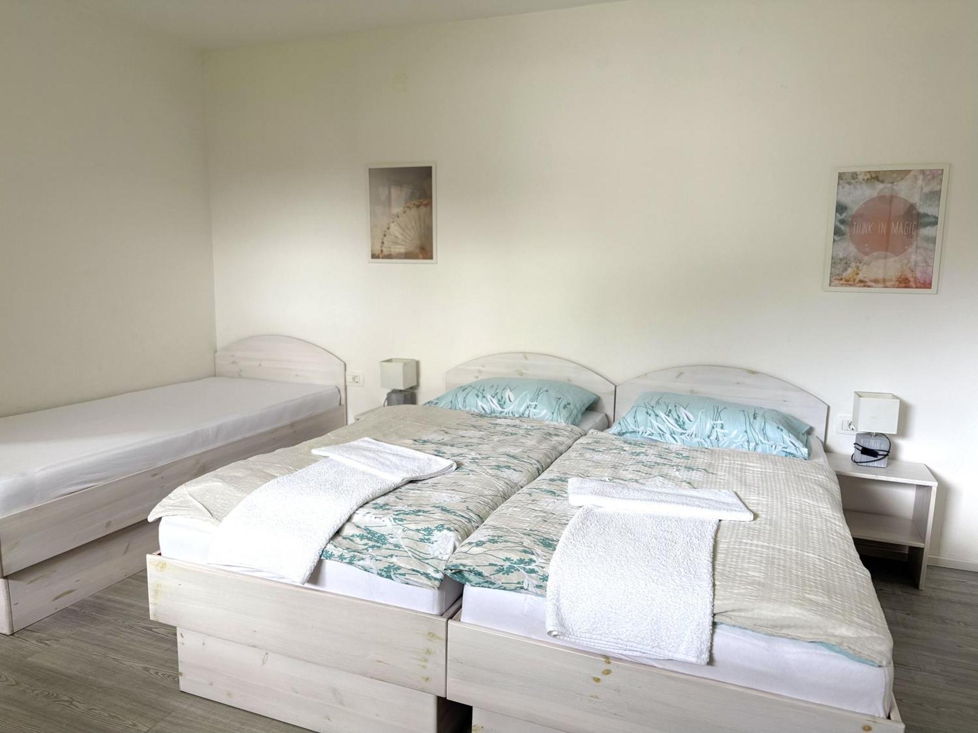 Guest House Kobal Spodnje Gorje ภายนอก รูปภาพ